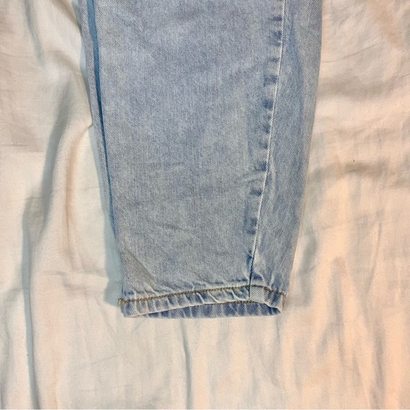 ZARA MOM FIT JEANS ANKLE LENGTH - Picture 2 of 5
